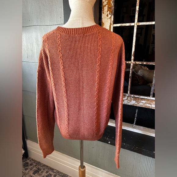 Hem & Thread Rust Sweater with Floral Accents Cable Knit - Picture 4 of 6